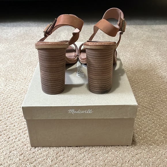 Madewell Embossed High Heel Sandals in brown size 10 - Picture 4 of 5